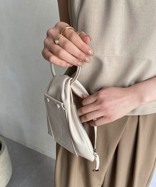 CAPRICIEUX LE'MAGE(カプリシューレマージュ)の「RIN S バッグ(ショルダーバッグ・レディース・ホワイト/イエロー/ブラック・FREE)」の12枚目の写真