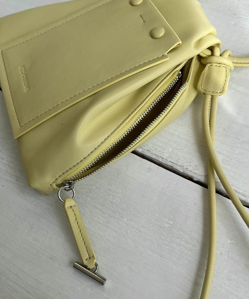 CAPRICIEUX LE'MAGE(カプリシューレマージュ)の「RIN S バッグ(ショルダーバッグ・レディース・ホワイト/イエロー/ブラック・FREE)」の19枚目の写真