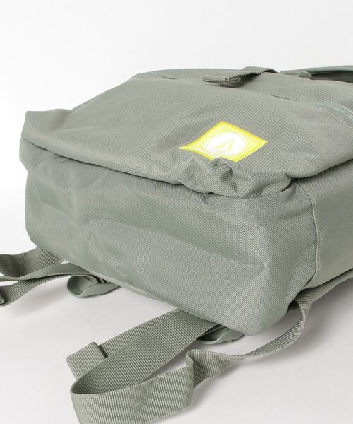VOLCOM（ボルコム）の「VOL STONE DRAWSTRING（バックパック/リュック・レディース・マルチ/カーキ・O/S）」の4枚目の写真