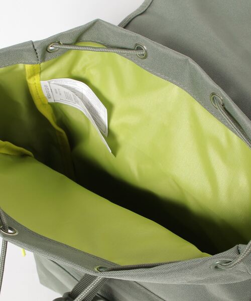 VOLCOM（ボルコム）の「VOL STONE DRAWSTRING（バックパック/リュック・レディース・マルチ/カーキ・O/S）」の5枚目の写真