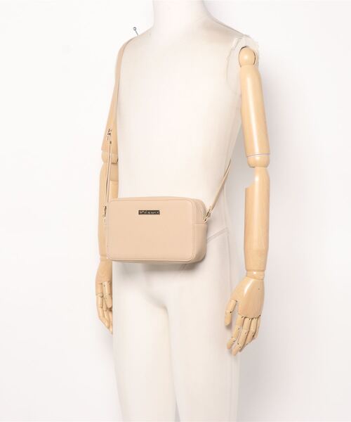 To b. by agnes b.（トゥービーバイアニエスベー）の「WQ85 SAC ポシェット（ショルダーバッグ・レディース・ベージュ・FREE）」の5枚目の写真