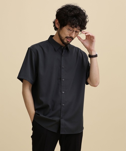 NANO universe(ナノユニバース)の「LB.04/スタンダードレギュラーカラーシャツ/半袖(シャツ/ブラウス・メンズ・ホワイト/ベージュ/ネイビー/スミクロ・S/M/L/XL)」の6枚目の写真