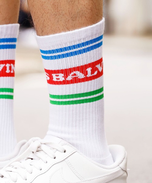 Guess(ゲス)の「GUESS×J.BALVIN/ゲス×J.バルヴィン GO J BALVIN STRIPE SOCKS ロゴソックス ハイソックス 靴下(ソックス/靴下・メンズ・ホワイト・ONE SIZE)」の3枚目の写真