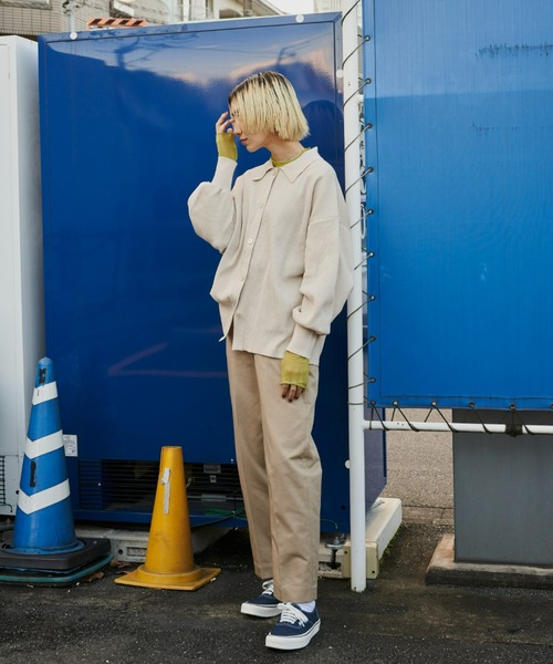 Auntie Rosa Holiday（アンティローザホリデー）の「襟付きオーバーサイズカーディガン（カーディガン/ボレロ・レディース・オフホワイト/ブラック/キャメル・FREE）」の19枚目の写真