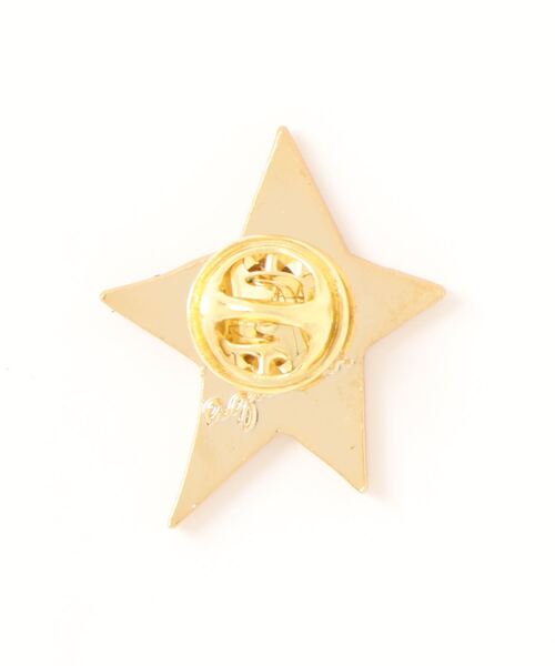 agnes b.（アニエスベー）の「【ユニセックス】AH23 PIN スターピンバッジ（ブローチ/コサージュ・レディース・ゴールド・FREE）」の2枚目の写真