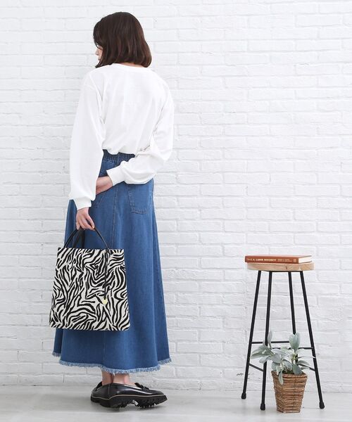 SHOO・LA・RUE(シューラルー)の「◆デニムAラインスカート(デニムスカート・レディース・ブルー/ダークネイビー・01/02/03/04/05)」の17枚目の写真