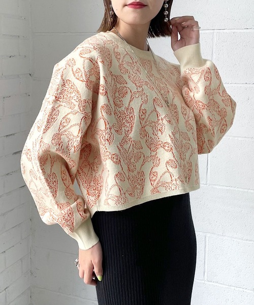 PAGEBOY（ページボーイ）の「フラワージャガードニット（ニット/セーター・レディース・ブラック/オフホワイト・FREE）」の2枚目の写真