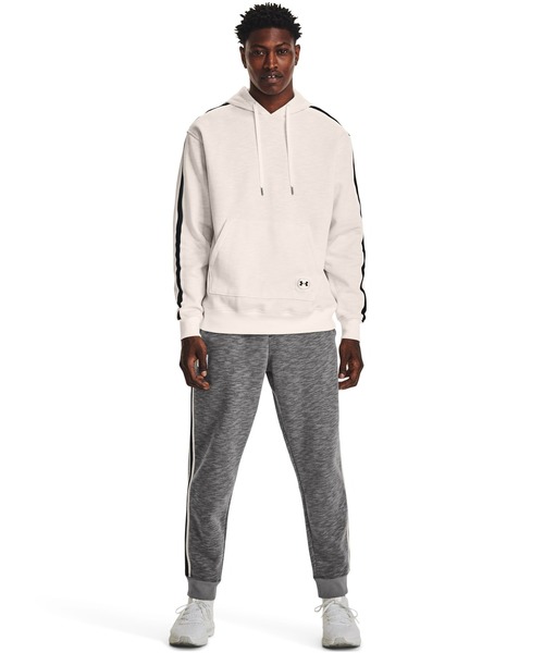 UNDER ARMOUR(アンダーアーマー)の「UAエッセンシャルヘリテージ フリース フーディー(トレーニング/メンズ)(スウェット・メンズ・アイボリー/チャコールグレー/ブラック・M/XXL/XL/L/S/3XL)」の5枚目の写真