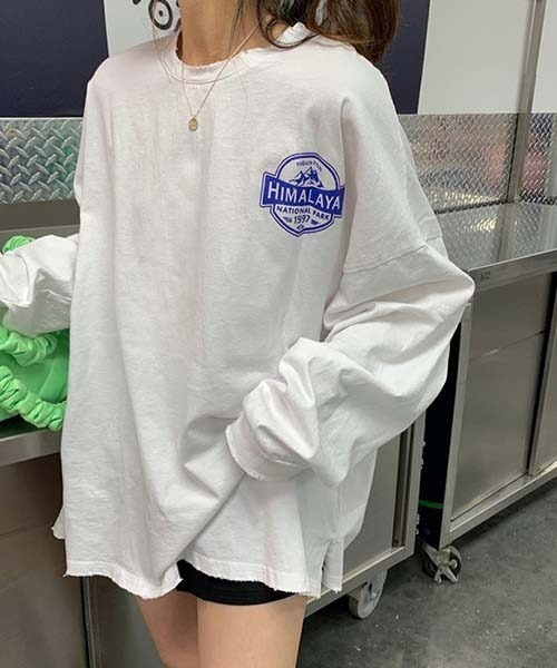 SONA（ソナ）の「SONYUNARA HIMALAYAプリントオーバーフィット長袖Tシャツ（Tシャツ/カットソー・レディース・グレー/ホワイト・FREE）」の2枚目の写真