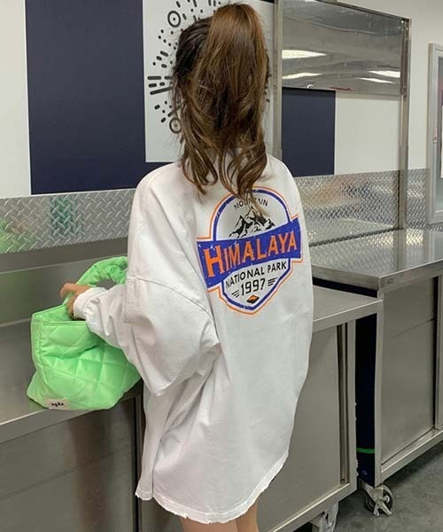 SONA（ソナ）の「SONYUNARA HIMALAYAプリントオーバーフィット長袖Tシャツ（Tシャツ/カットソー・レディース・グレー/ホワイト・FREE）」の9枚目の写真