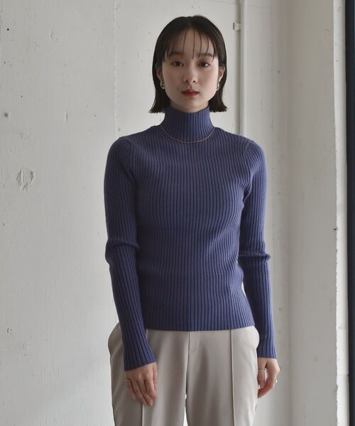 RETRO GIRL（レトロガール）の「リブハイネックニット（ニット/セーター・レディース・ブラック/オフホワイト/ブルー/ピンク/グリーン/ライトグレー/オレンジ/イエロー/ブラウン・FREE）」の6枚目の写真