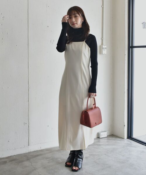 RETRO GIRL（レトロガール）の「リブハイネックニット（ニット/セーター・レディース・ブラック/オフホワイト/ブルー/ピンク/グリーン/ライトグレー/オレンジ/イエロー/ブラウン・FREE）」の21枚目の写真