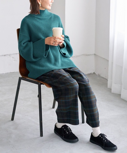 studio CLIP（スタディオクリップ）の「【お手入れラクラクニット】5ゲージ畔タートルニットプルオーバー（ニット/セーター・レディース・アイボリー/ネイビー/パープル/グリーン・FREE）」の8枚目の写真