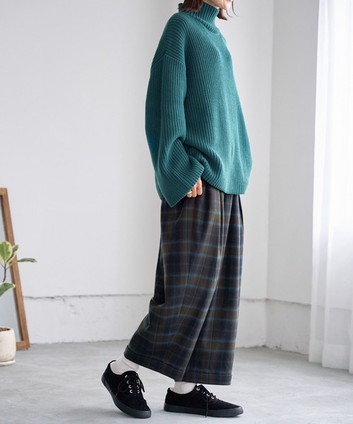 studio CLIP（スタディオクリップ）の「【お手入れラクラクニット】5ゲージ畔タートルニットプルオーバー（ニット/セーター・レディース・アイボリー/ネイビー/パープル/グリーン・FREE）」の9枚目の写真