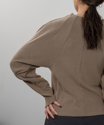 Amiur（エミレ）の「nuance neck line tops / ニュアンスネック