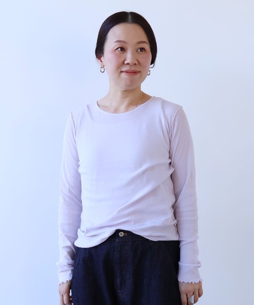 yuni(ユニ )の「△60/-強撚ストレッチフライス クルーネックプルオーバー(Tシャツ/カットソー・レディース・ホワイト/ブラック/ブルー/グリーン/イエロー/グレー/チャコールグレー/パープル・FREE)」の7枚目の写真