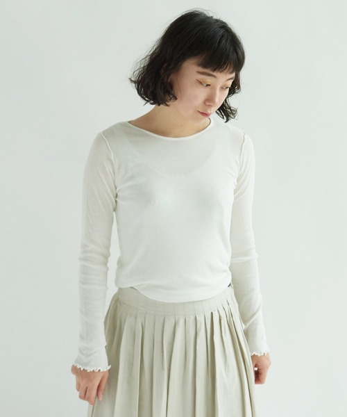 yuni（ユニ　）の「△60/-強撚ストレッチフライス　クルーネックプルオーバー（Tシャツ/カットソー・レディース・ホワイト/ブラック/ブルー/グリーン/イエロー/グレー/チャコールグレー・FREE）」の10枚目の写真