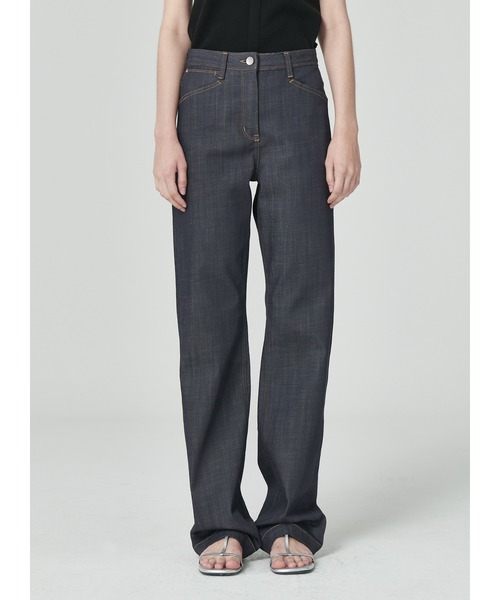 LOW CLASSIC（ロウ　クラシック）の「STRAIGHT FIT JEANS（デニムパンツ・レディース・インディゴブルー・XS/S）」の3枚目の写真