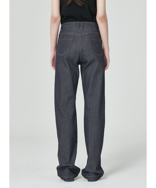 LOW CLASSIC（ロウ　クラシック）の「STRAIGHT FIT JEANS（デニムパンツ・レディース・インディゴブルー・XS/S）」の4枚目の写真