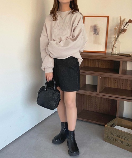 apres jour(アプレジュール)の「ロゴ刺繍スウェット【ZOZOTOWN限定アイテム】(スウェット・レディース・オフホワイト/ライトピンク/ライトベージュ/ホワイト系その他・フリー/X-LARGE)」の22枚目の写真