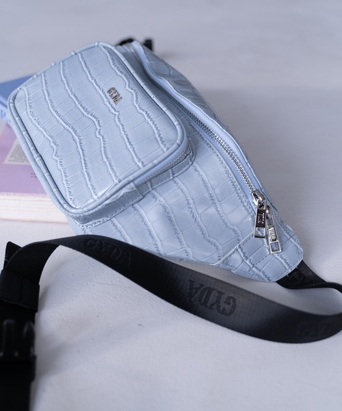 GYDA(ジェイダ)の「GYDA (ジェイダ) ボディバッグ CROCO GY-B114(ボディバッグ/ウエストポーチ・レディース・ブルー/ブラック/ホワイト・FREE)」の3枚目の写真