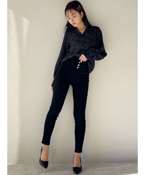 RESEXXY（リゼクシー）の「3連ボタンハイウエストスキニーパンツ（その他パンツ・レディース・ブラック/ベージュ・MEDIUM/SMALL）」の21枚目の写真