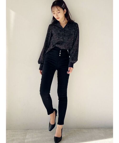 RESEXXY（リゼクシー）の「3連ボタンハイウエストスキニーパンツ（その他パンツ・レディース・ブラック/ベージュ・MEDIUM/SMALL）」の22枚目の写真