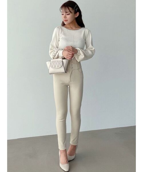 RESEXXY（リゼクシー）の「3連ボタンハイウエストスキニーパンツ（その他パンツ・レディース・ブラック/ベージュ・MEDIUM/SMALL）」の7枚目の写真