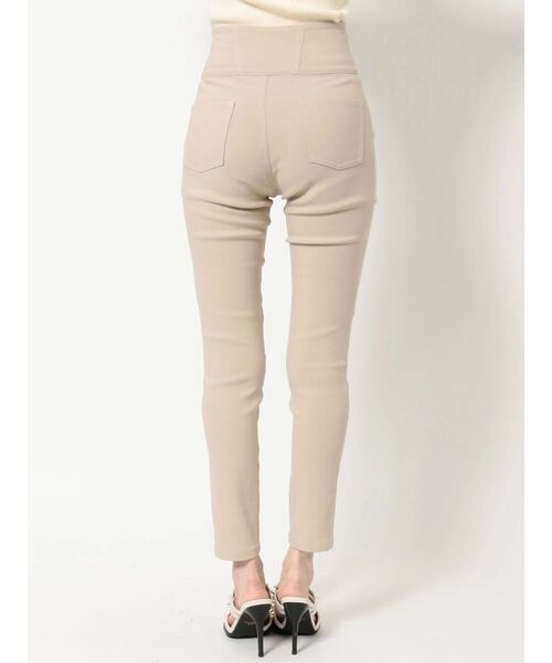 RESEXXY（リゼクシー）の「3連ボタンハイウエストスキニーパンツ（その他パンツ・レディース・ブラック/ベージュ・MEDIUM/SMALL）」の11枚目の写真