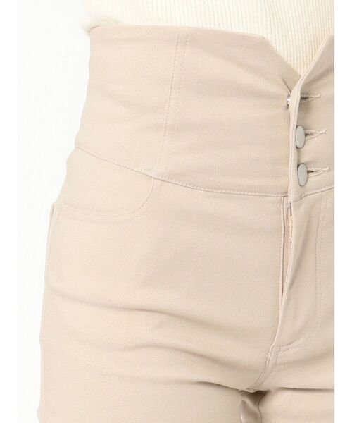 RESEXXY（リゼクシー）の「3連ボタンハイウエストスキニーパンツ（その他パンツ・レディース・ブラック/ベージュ・MEDIUM/SMALL）」の12枚目の写真