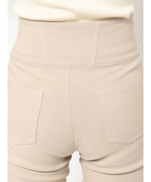 RESEXXY（リゼクシー）の「3連ボタンハイウエストスキニーパンツ（その他パンツ・レディース・ブラック/ベージュ・MEDIUM/SMALL）」の13枚目の写真