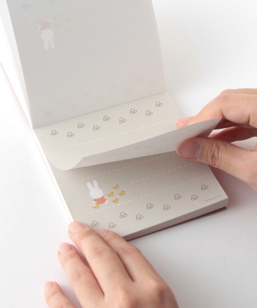 Miffy( ミッフィー)の「Miffy/メモパッド・スクエア(手帳/メモ帳・レディース・オレンジ/グリーン/ブルー/レッド・FREE)」の12枚目の写真