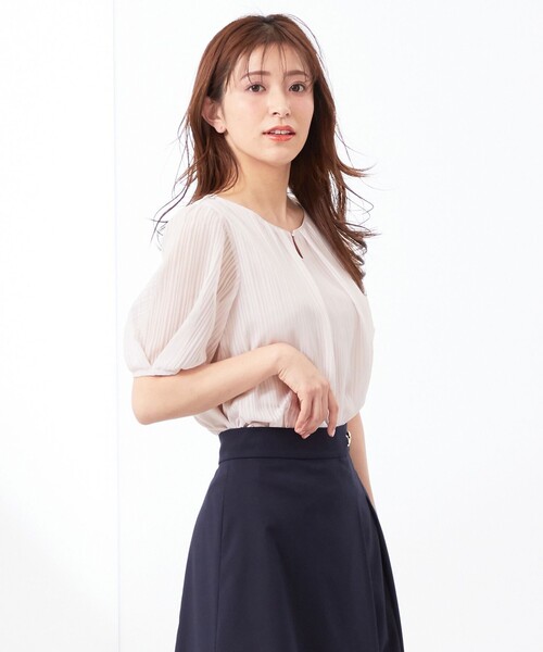 ANY SIS(エニィスィス)の「【吸水速乾・UVケア・接触冷感】コンフォートジャージー ブラウス(Tシャツ/カットソー・レディース・ホワイト系/ピンク系/スカイブルー系/ネイビー系・0)」の4枚目の写真