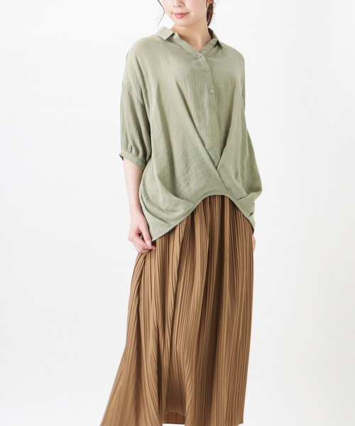 NAVY(ネイビー)の「RTスラブフロントタックシャツ ブラウス(シャツ/ブラウス・レディース・ホワイト/ネイビー/グリーン・フリー)」の4枚目の写真