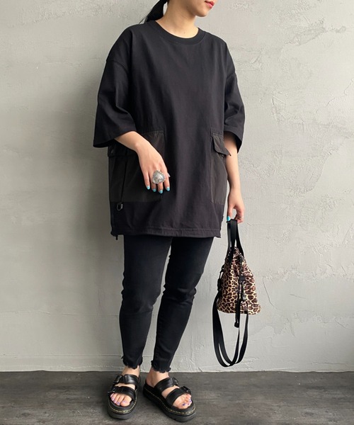 CHUMS（チャムス）の「[CHUMS/チャムス] ヘビーウェイト ユーティリティポケットTシャツ（Tシャツ/カットソー・レディース・ブラック/ホワイト・XL/M/L）」の4枚目の写真