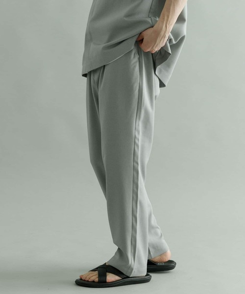 URBAN RESEARCH(アーバンリサーチ)の「URBAN RESEARCH iD Reflax LINEN LIKE PANTS(その他パンツ・メンズ・グレー/グリーン系その他/アイボリー・LARGE/MEDIUM)」の3枚目の写真