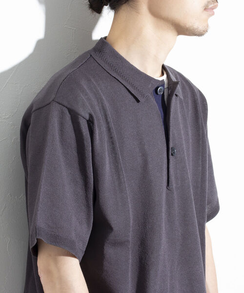GLOSTER（グロスター）の「【GLOSTER/グロスター】リネンライク ニットポロシャツ サマーニット（ポロシャツ・メンズ・チャコールグレー/レッド/グレイッシュベージュ・S/M/L）」の2枚目の写真