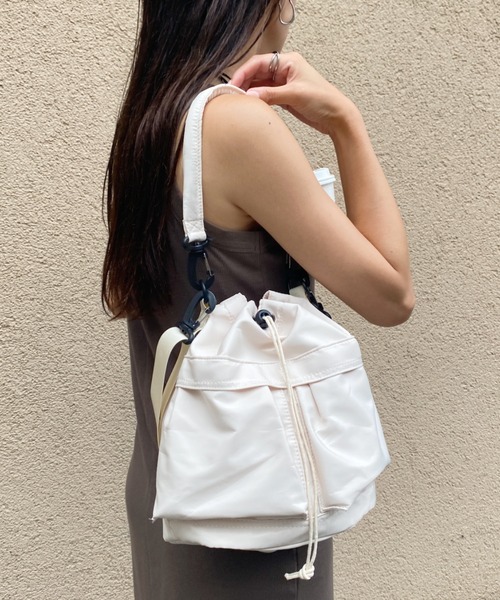 wears(ウェアーズ)の「多収納2WAYミリタリーバッグ(ショルダーバッグ・レディース・アイボリー/カーキ/ブラック・FREE)」の22枚目の写真