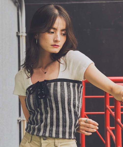 JUST A NOON（ジャストアヌーン）の「レースアップチューブトップス（チューブトップ・レディース・ブラック/アイボリー・FREE）」の20枚目の写真