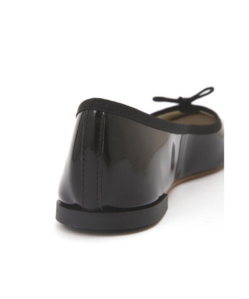 human woman(ヒューマンウーマン)の「【Repetto】フェイクレザーバレエシューズ(スニーカー・レディース・ブラック・24.0cm)」の6枚目の写真