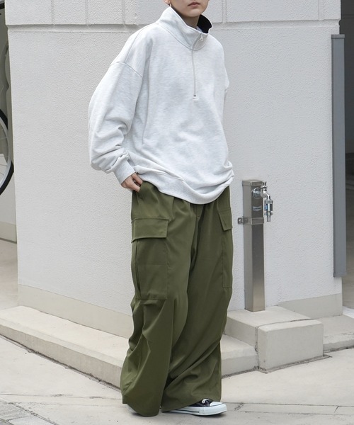 Confirm（コンファーム）の「ビッグシルエット ベーシック ハーフジッププルオーバースウェット カットソー ユニセックス【Confirm】（スウェット・メンズ・ベージュ/ブルー/ブラック/チャコールグレー/グレー/ネイビー/カーキ・L/M）」の16枚目の写真