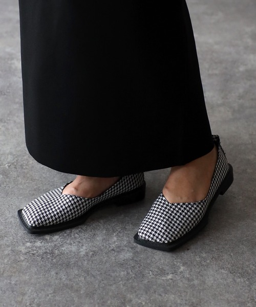 Riberry（リベリー）の「スクエアトゥ ローヒールパンプス（パンプス・レディース・ゼブラ/ホワイト/チェック/ダークグリーン/ブラック・LARGE/MEDIUM）」の5枚目の写真