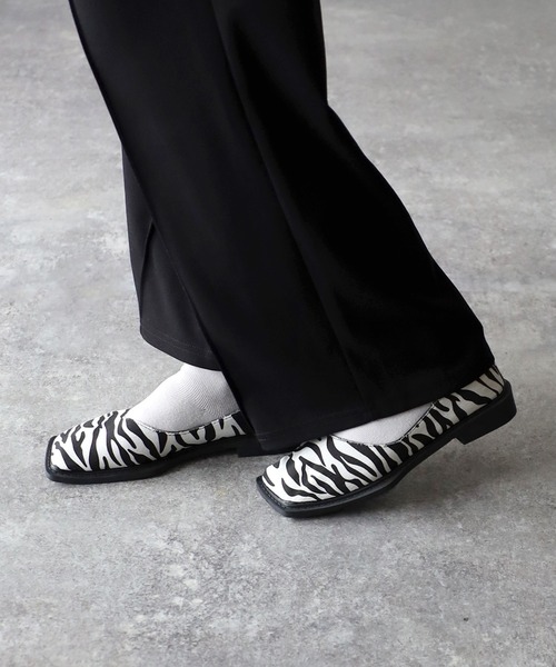 Riberry（リベリー）の「スクエアトゥ ローヒールパンプス（パンプス・レディース・ゼブラ/ホワイト/チェック/ダークグリーン/ブラック・LARGE/MEDIUM）」の12枚目の写真