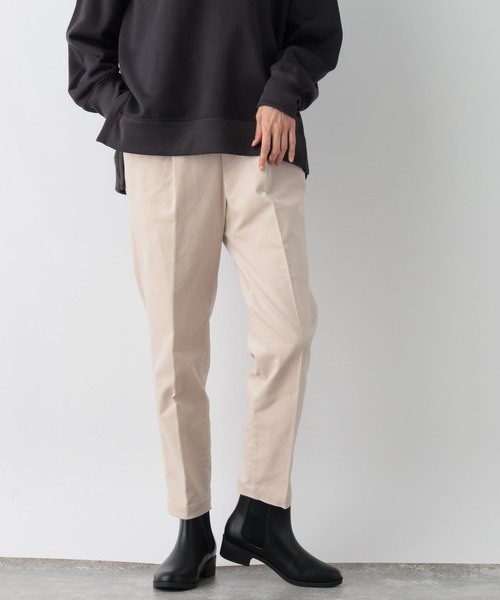 GLOBAL WORK(グローバルワーク)の「ウツクシルエットコーデュロイテーパード/906750(その他パンツ・レディース・グレイッシュベージュ/スミクロ/モカ/グレー系その他3/ブルー系その他4・LARGE/SMALL/X-SMALL/MEDIUM)」の5枚目の写真