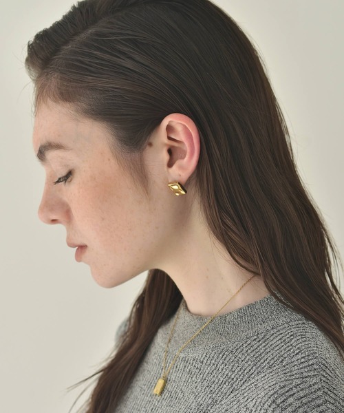 LHME（エルエイチエムイー）の「【WEB限定】”Aqua”スクエアピアス/サージカルステンレス（金属アレルギー対応）【LHME / エルエイチエムイー】（ピアス（両耳用）・レディース・ゴールド/シルバー・ONE SIZE）」の21枚目の写真