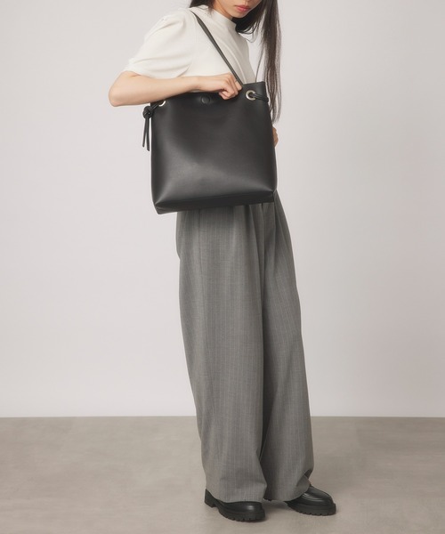 MIAN (ミアン)の「【MIAN】A4対応サイズ ムスビモチーフトートバッグ 1231-623-1 ※(トートバッグ・レディース・シルバー/サックスブルー/ブラック/グレイッシュベージュ・FREE)」の13枚目の写真