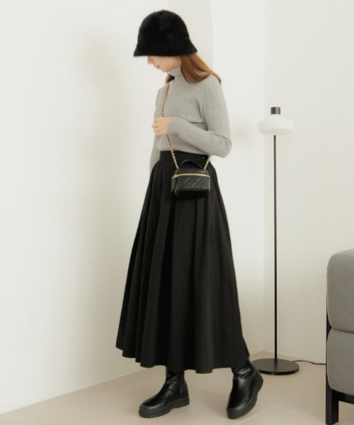 flower(フラワー)の「ノーブルタートルニット(ニット/セーター・レディース・アイボリー/グレー・FREE)」の12枚目の写真