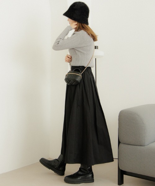 flower(フラワー)の「ノーブルタートルニット(ニット/セーター・レディース・アイボリー/グレー・FREE)」の13枚目の写真