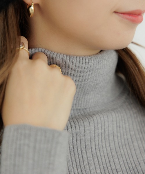 flower(フラワー)の「ノーブルタートルニット(ニット/セーター・レディース・アイボリー/グレー・FREE)」の14枚目の写真