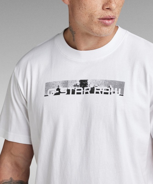 G-STAR（ジースター）の「FLIGHT DECK BACK GRAPHIC LOOSE T-SHIRT/グラフィックロゴT/バックプリント（Tシャツ/カットソー・メンズ・ダークブラック/ホワイト/ブルー系その他・X-LARGE/SMALL/MEDIUM/LARGE/X-SMALL）」の14枚目の写真